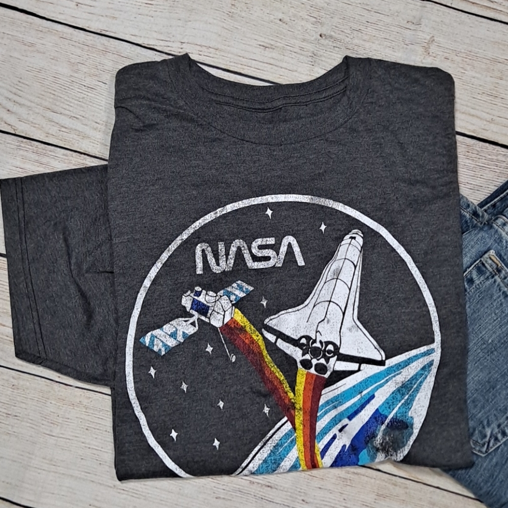 NASA Grey Short Sleeve Logo T-shirt